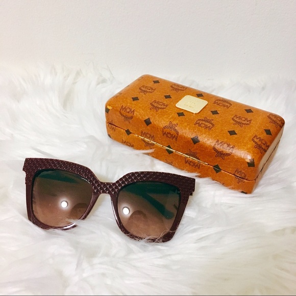 mcm square sunglasses